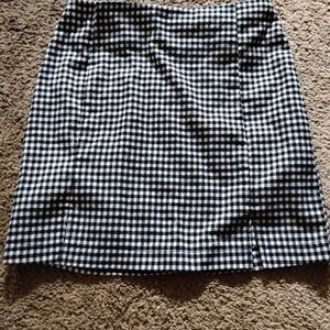 Eyeshadow Black and White Checkered skirt